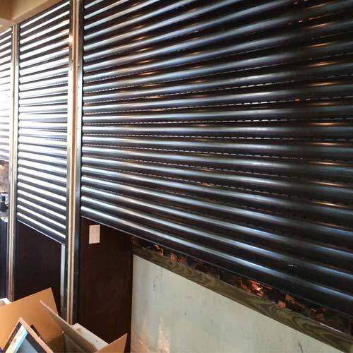 Motorised Stainless Steel Rolling Shutters q